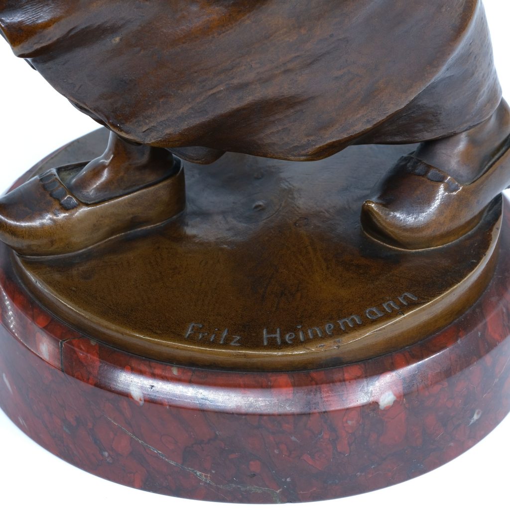 Bronze Milchmädchen von Fritz Heinemann