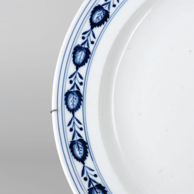 Meissen Teller Blätterkantenmuster Kunsthandlung Kühne