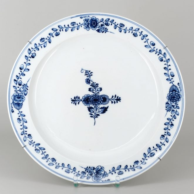 Teller Meissen Blumenkranz Kunsthandlung Kühne Dresden