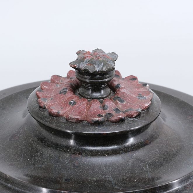 Serpentin Deckelgefäß Sachsen Kunsthandlung Kühne